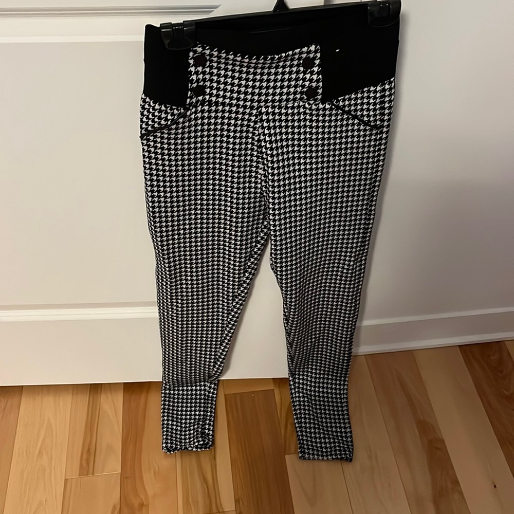 never worn pants
